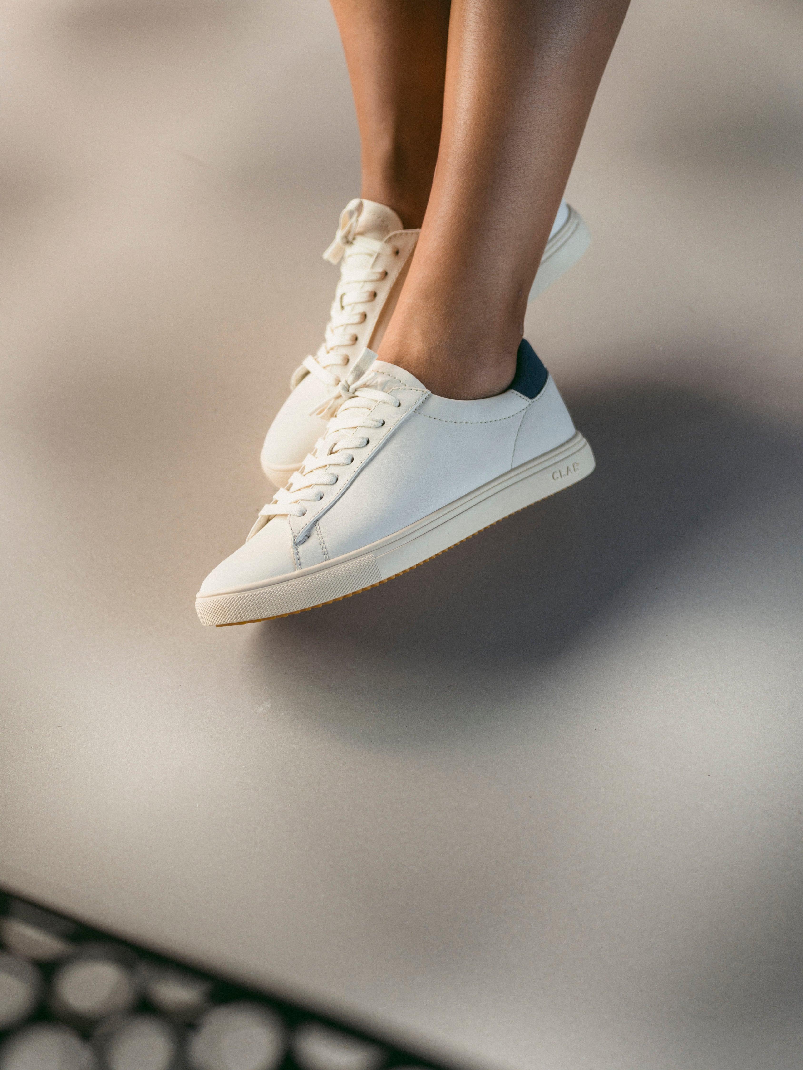 BRADLEY ESSENTIALS - CLAE